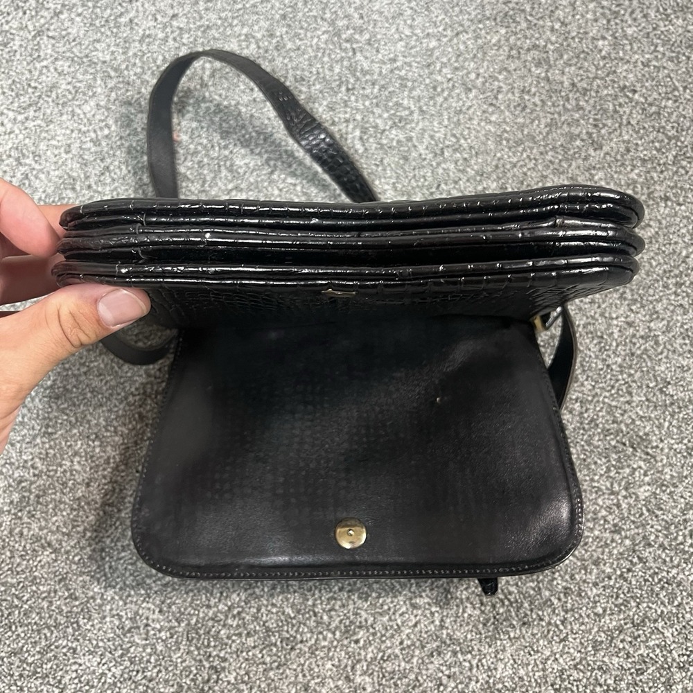 Black Croc Embossed Shoulder Bag Faux Leather Adjustable Strap Y2K Purse - Picture 6 of 7
